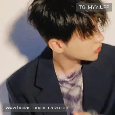 裴允盼